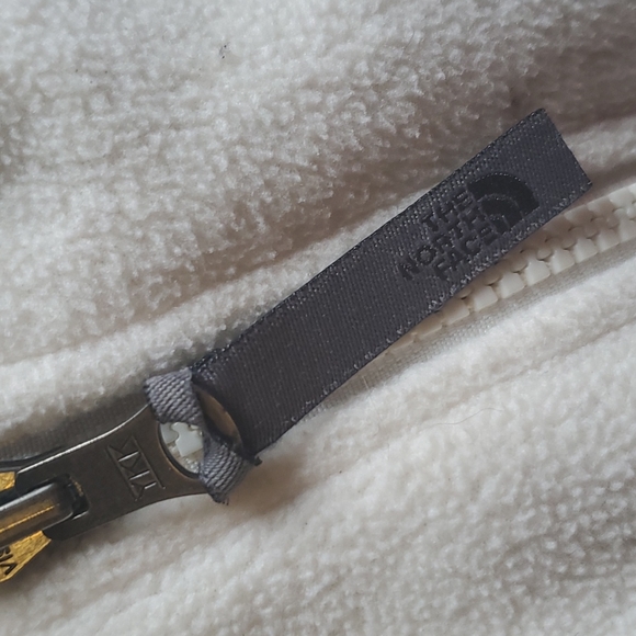 North Face Fleece Jacket Medium - Picture 8 of 10